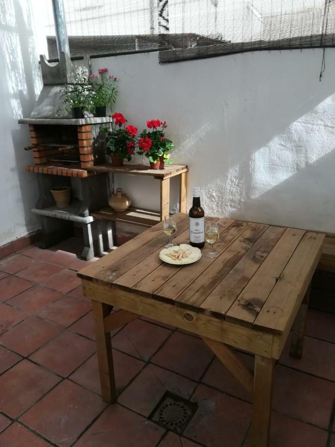 Apto Con Patio Y Barbacoa Bbq H De La Reina 科爾多瓦 外观 照片
